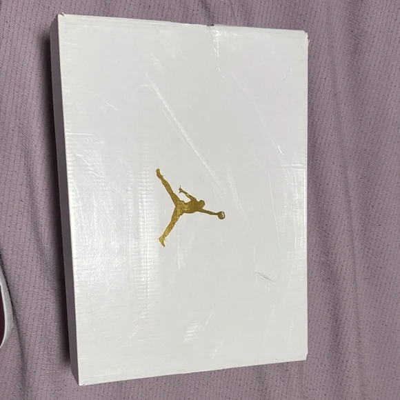 Women’s Air Jordan 1 Mid SE - Picture 10 of 13